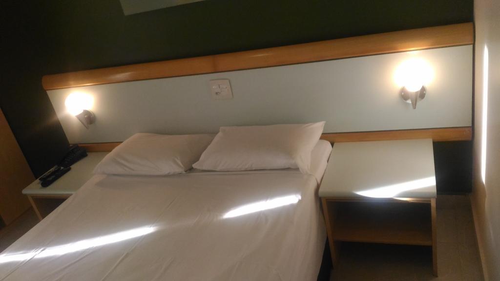 Apart Hotel Quartier Latin Віторія Екстер'єр фото